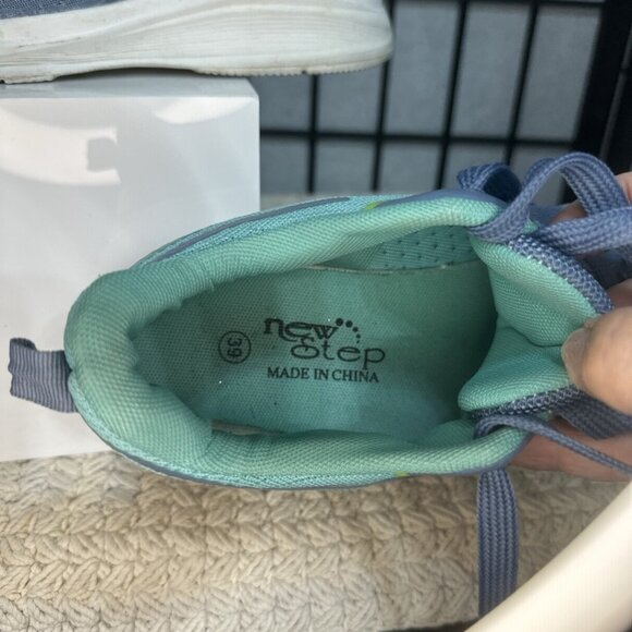 New Step Womens Size 8 Blue-Grey Teal Running Shoe Treaded Sole Sporty Comfort - Picture 2 of 4